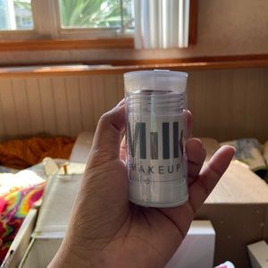 Milk bronzer